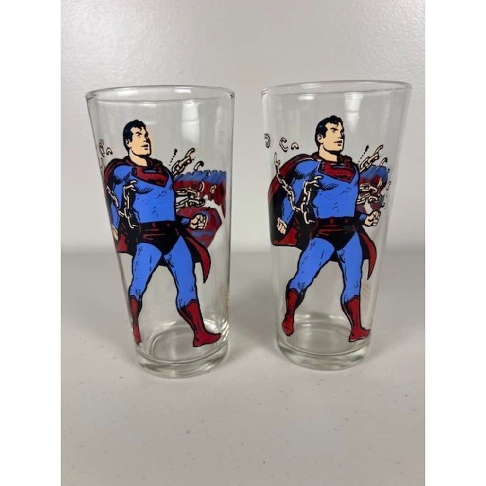 Vintage 1975‎ Pepsi Collector Series Superman Glasses Set of 2 DC Comics - Picture 2 of 9